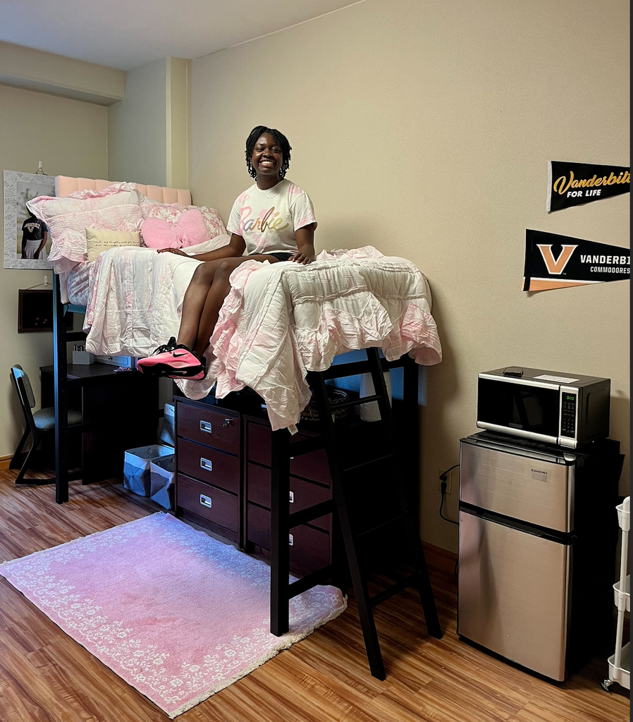 A New Chapter: My First Steps into College Life at Vanderbilt